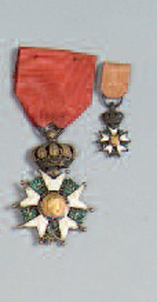 FRANCE ORDRE DE LA LÉGION D'HONNEUR. a) Etoile...