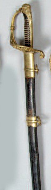 SABRE D'OFFICIER DE MARINE. Monture en laiton...