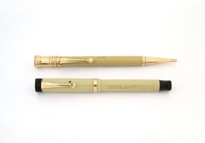 PARKER plume + mine petite pastel gris beige,...