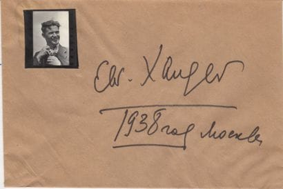 YEVGENI KHALDEI 1917-1997

Autoportrait,...