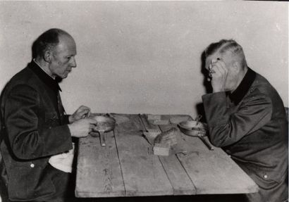 YEVGENI KHALDEI 1917-1997

Procès de Nuremberg,...