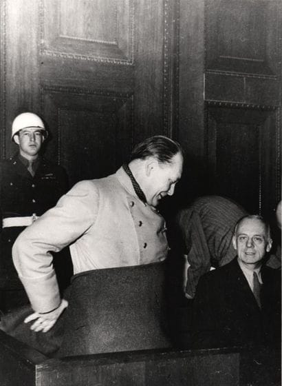 YEVGENI KHALDEI 1917-1997

Goering, Procès...