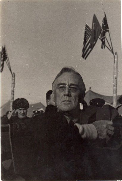 YEVGENI KHALDEI 1917-1997

Roosevelt, Président...