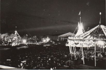 YAKOV KHALIP 1908-1980

Maneshnaya Ploshad',...