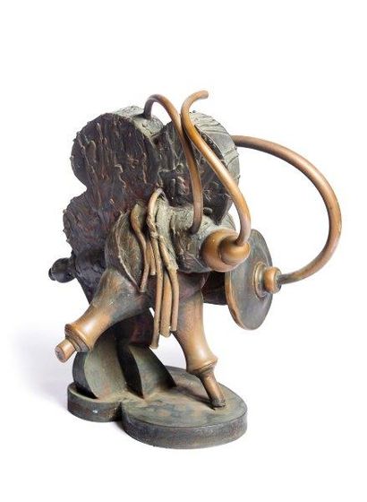 *BAILLEUX César, né en 1937


Composition

Sculpture...