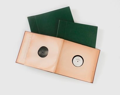 Ensemble de disques vinyles d’Yves Montand...