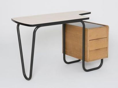 Robert CHARROY - édition Mobilor- 1955

Bureau...