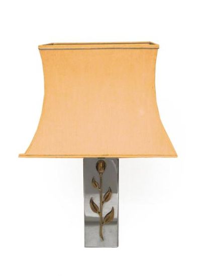 Travail Français -vers 1970

Lampe à abat-jour...