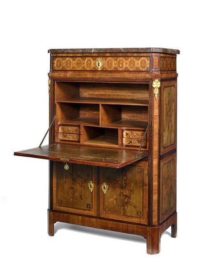 SECRÉTAIRE

à abattant marqueté de bois de...