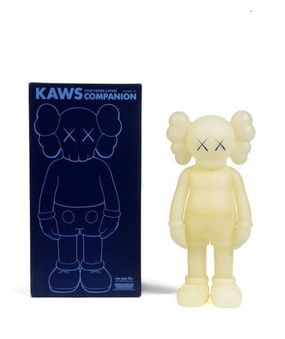 KAWS (Américain, né en 1974)
KAWS

(Américain,...