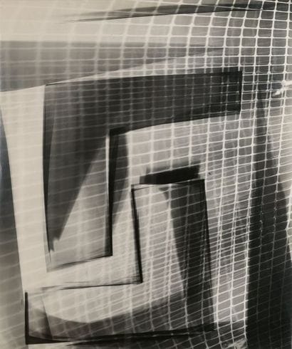 Arthur SIEGEL (1913-1979)

Sans titre, 1948

Photogramme

Signé...