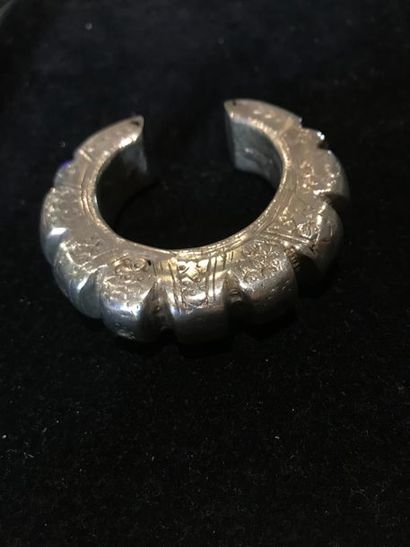 Bracelet manchette en argent étranger 925...