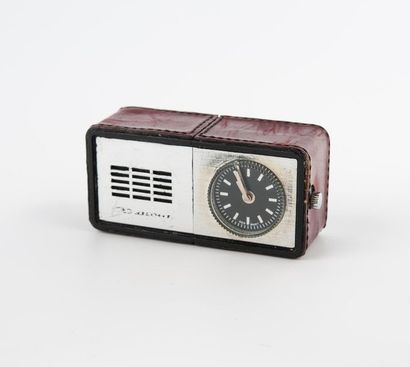 Réveil de voyage de forme transistor cuir...