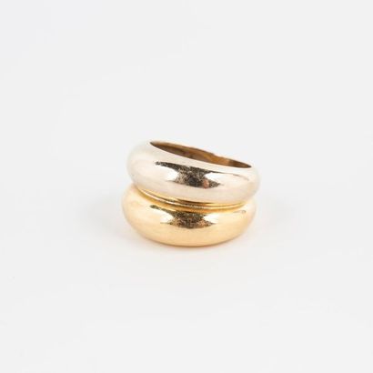 Bague jonc deux ors 750 °/°°. 
Poids. 8,85...