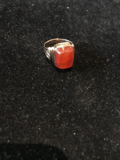 Bague chevalière en or 375 °/°° ornée d'un...