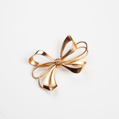 Broche nœud en or 750 °/°°
Circa 1950.
Poids...