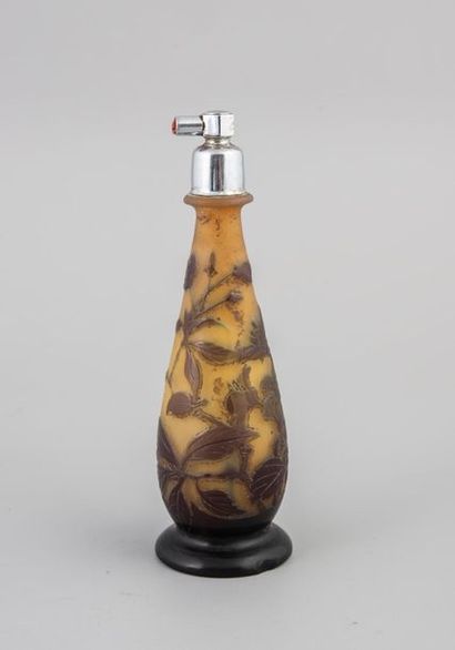 Etablissements Gallé
Vaporisateur en verre...