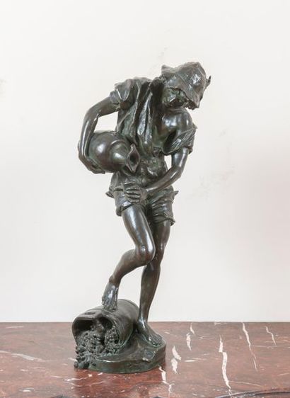 Sujet en bronze 
Porteur d'une cruche de...