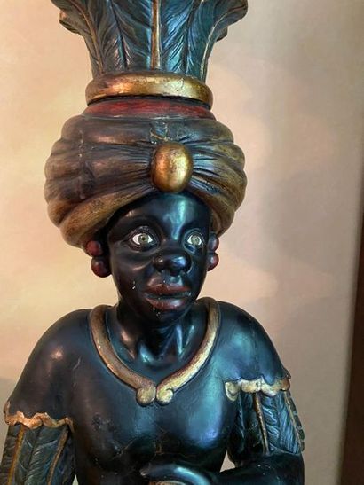 NON VENU - Paire de sellettes à décor de...
