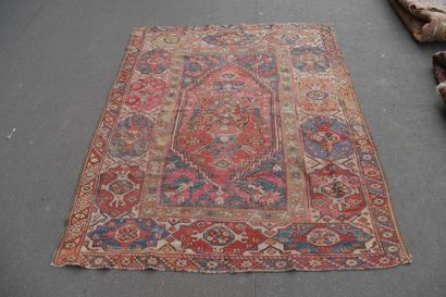 Ancien tapis TURC XIXe siècle
195 x 154 ...