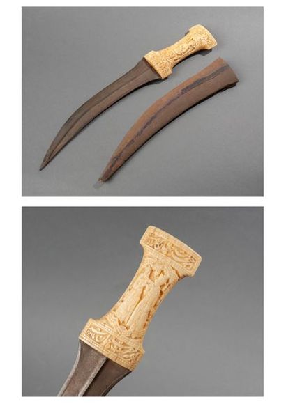 Belle Jambya
Poignée en ivoire sculpté (ivoire...