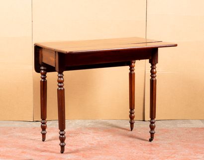 Table gate leg 

(accidents)

H. 71 L. 78,5...