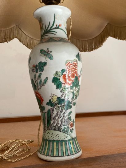 Trois pieds de lampe en céramique