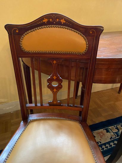 Paire de chaises en acajou,dossiers ajourés...