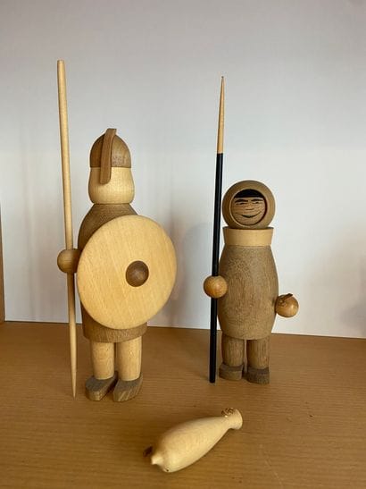 [Retour de voyage]

Deux sujets inuits en...