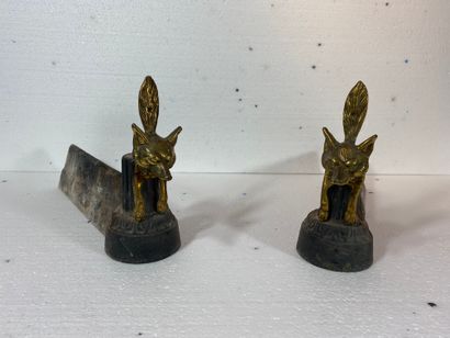 Pare feu, chenets, boîtes, pieds de lampe...