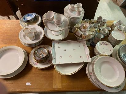 Fort lot de porcelaine et divers.