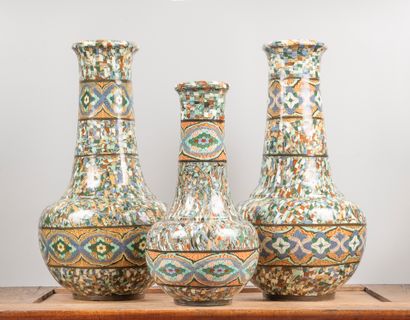 Vallauris GERLINO

Suite de trois vases en...