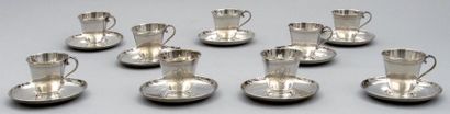 NEUF TASSES et SOUS TASSES en argent à décor...