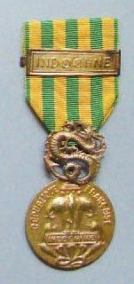 MEDAILLE COMMEMORATIVE D'INDOCHINE DE FABRICATION...