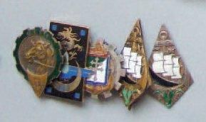 INDOCHINE - EXTREME-ORIENT
Lot de 5 insignes:...