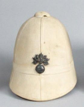 CASQUE COLONIAL MODELE 1886 DE GENDARME DIT...