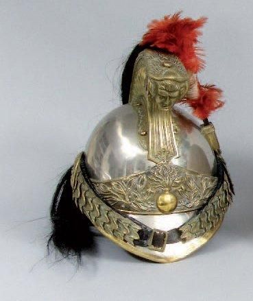 CASQUE D'OFFICIER DE DRAGON MODELE 1874,...