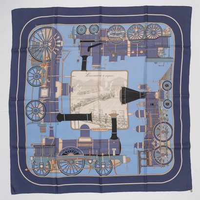 HERMES
Printed silk square

