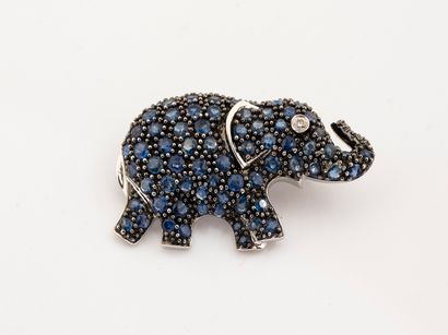 Brooch elephant in white gold 750 °/°° enhanced...