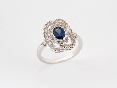 Openwork ring in white gold 750°/°° set with...