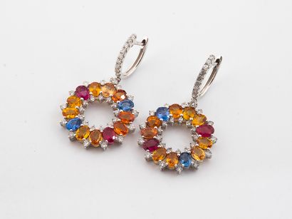 Pair of creoles in white gold 750 °/°°° decorated...