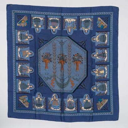 HERMES
Printed silk square
