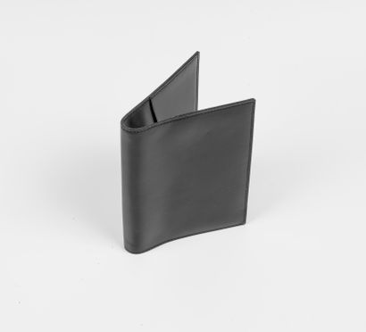 HERMES PARIS
Black box agenda holder;
10...