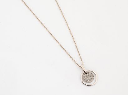 Chain and its mobile ring pendant in silver...