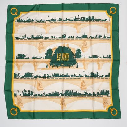HERMES
Printed silk square

