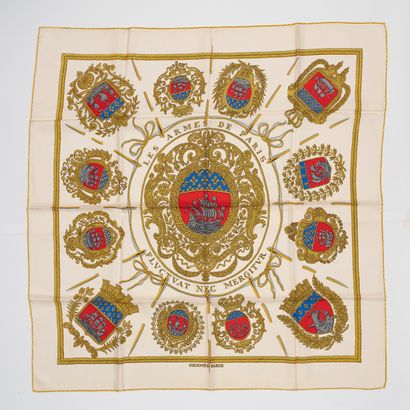 HERMES
Printed silk square
