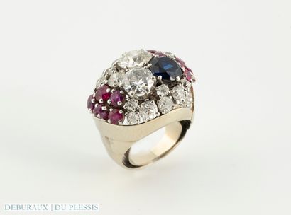 Bague chevalière dôme dite 