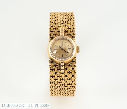 OMEGA
Bracelet montre de dame bandeau en...