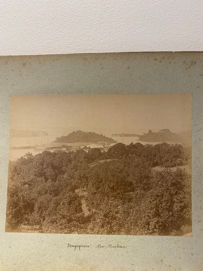 SINGAPOUR (7 pl.) et HONG-KONG (2 pl.) —...
