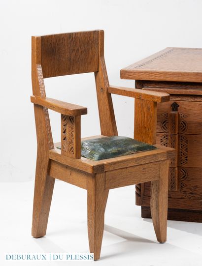 Hans KLEISS (1901-1973)
Bureau plat à caissons...